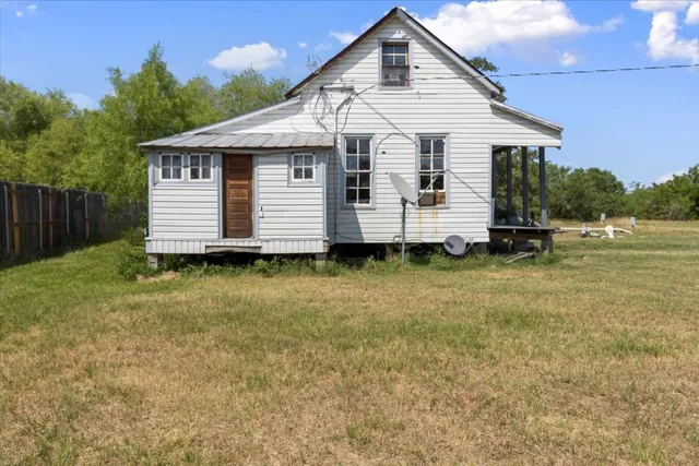 a view of outdoor space