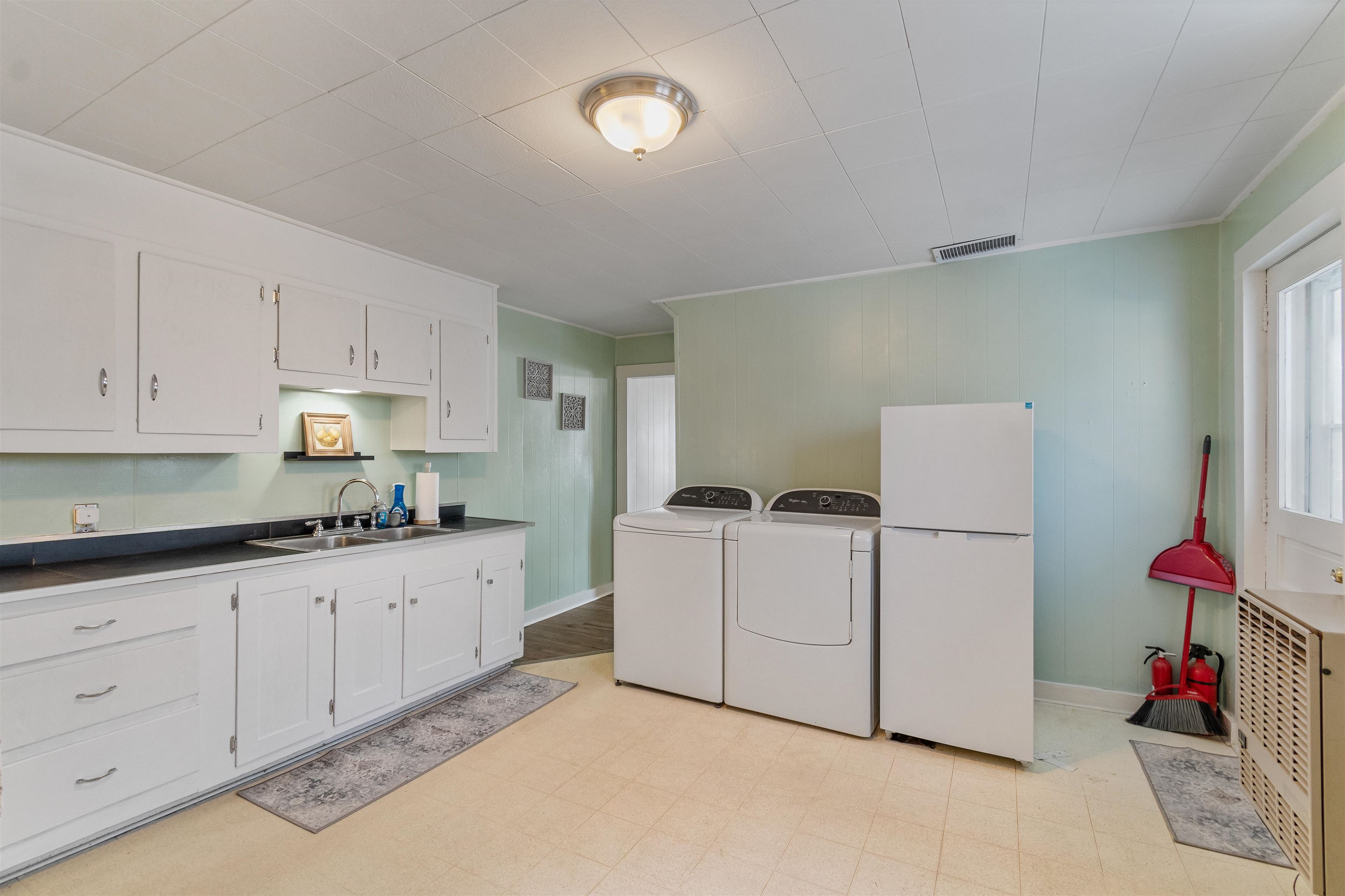 16-18 South Elm Street St. Albans, VT 05478 - Photo 13 of 55