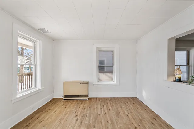 $355,000 | 16-18 South Elm Street, St. Albans, VT 05478