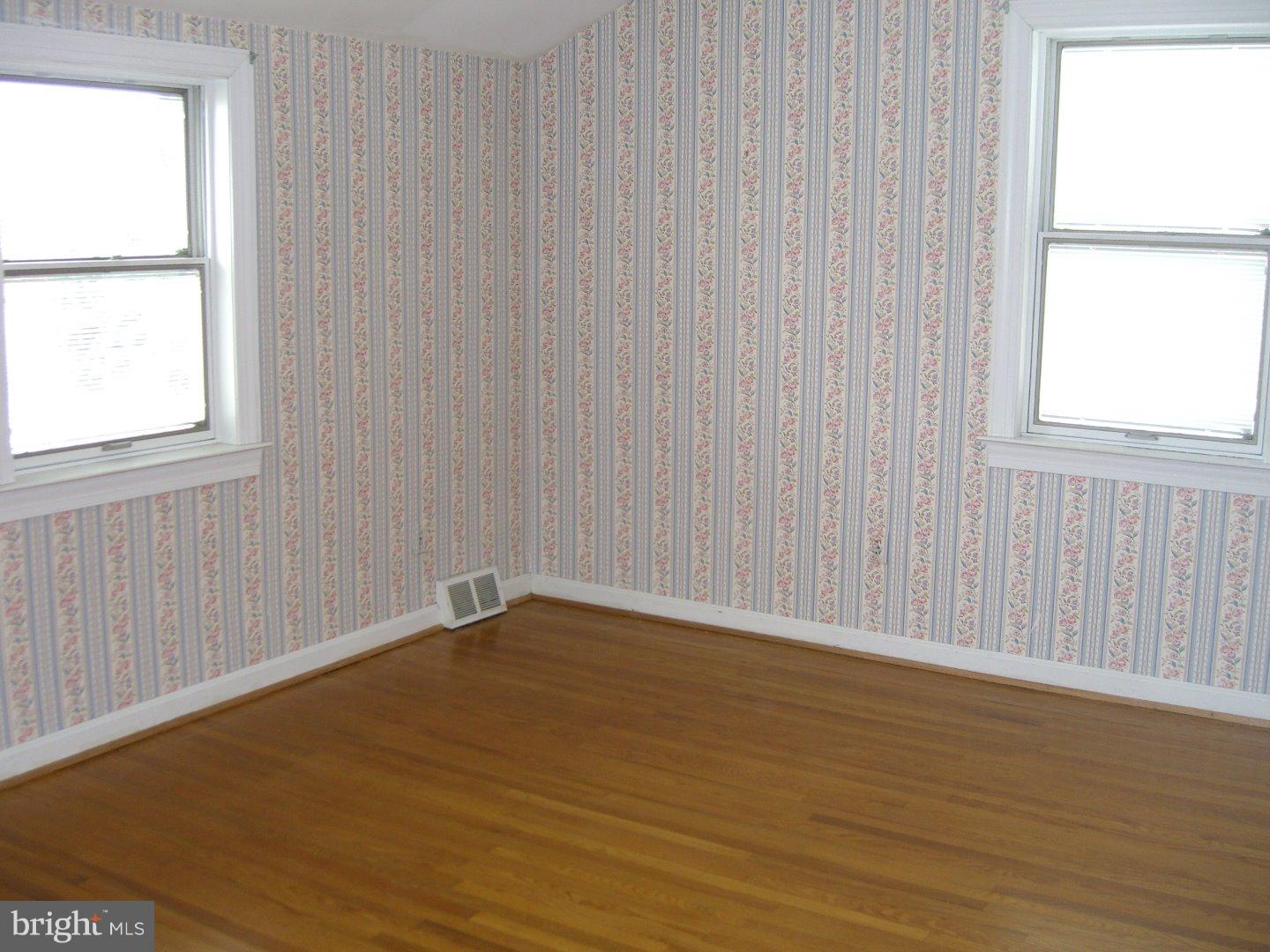 1114 Rhawn Street Philadelphia, PA 19111 - Photo 13 of 21 Bedroom - Main