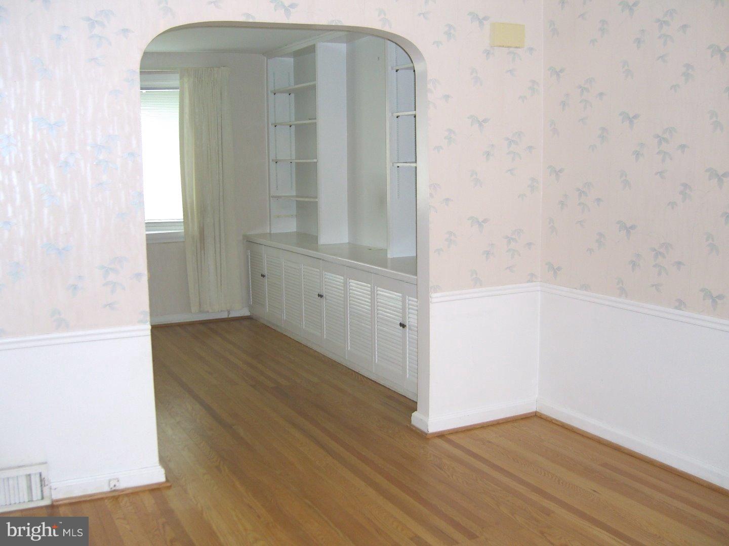 1114 Rhawn Street Philadelphia, PA 19111 - Photo 6 of 21 Dining Room