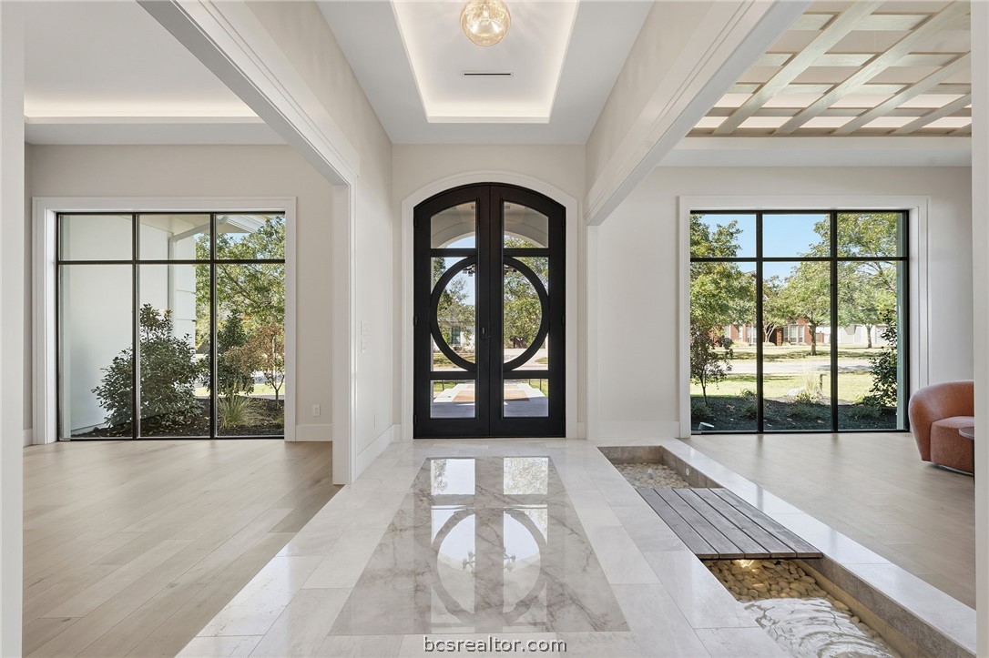 4212 Tuscany Court Bryan, TX 77802 - Photo 4 of 41 a view of entryway with an outdoor space