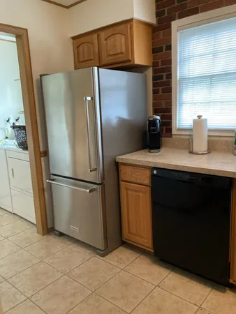 $449,000 | 1621 Portsmouth Lane, Schaumburg, IL 60193