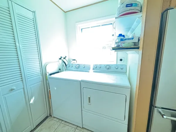$449,000 | 1621 Portsmouth Lane, Schaumburg, IL 60193