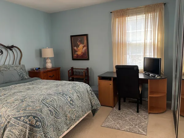 $449,000 | 1621 Portsmouth Lane, Schaumburg, IL 60193