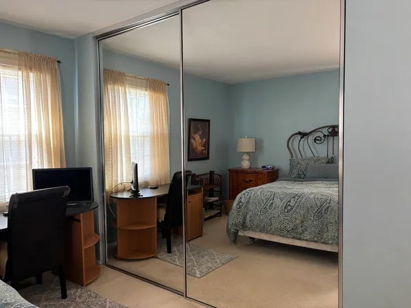 $449,000 | 1621 Portsmouth Lane, Schaumburg, IL 60193