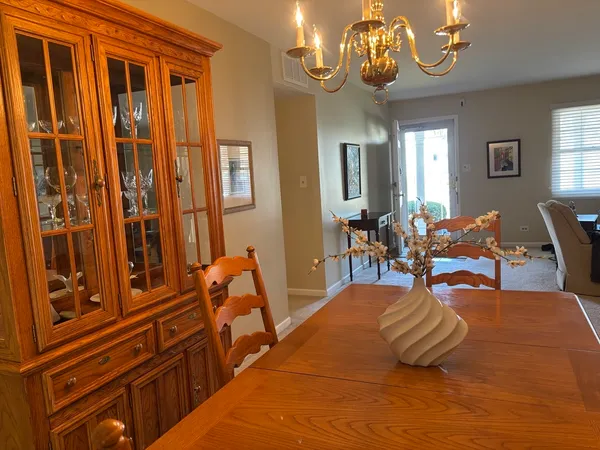 $449,000 | 1621 Portsmouth Lane, Schaumburg, IL 60193