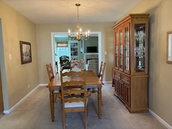 $449,000 | 1621 Portsmouth Lane, Schaumburg, IL 60193