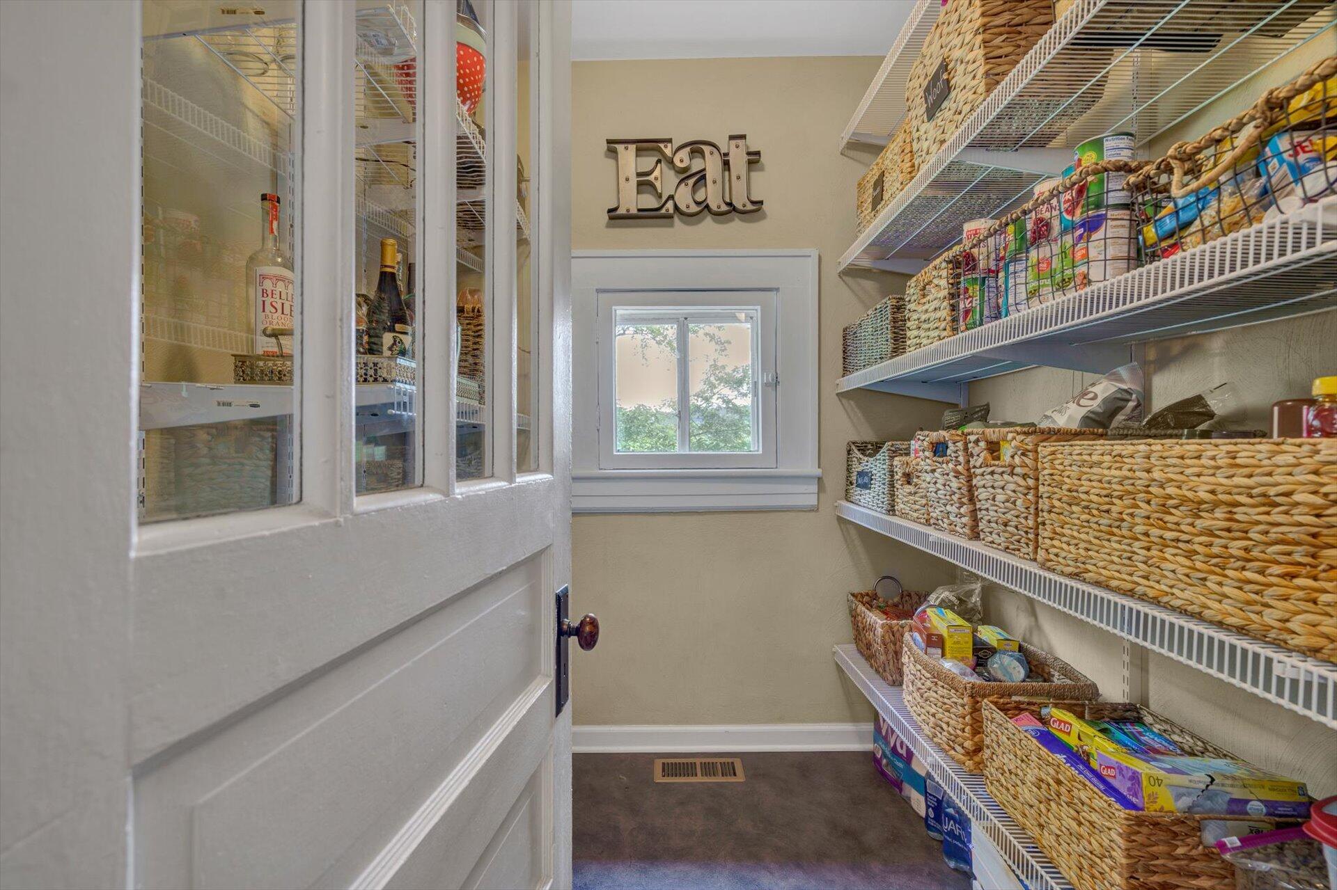2630 Tillett Road Southwest Roanoke, VA 24015 - Photo 16 of 36 Walk-in Pantry