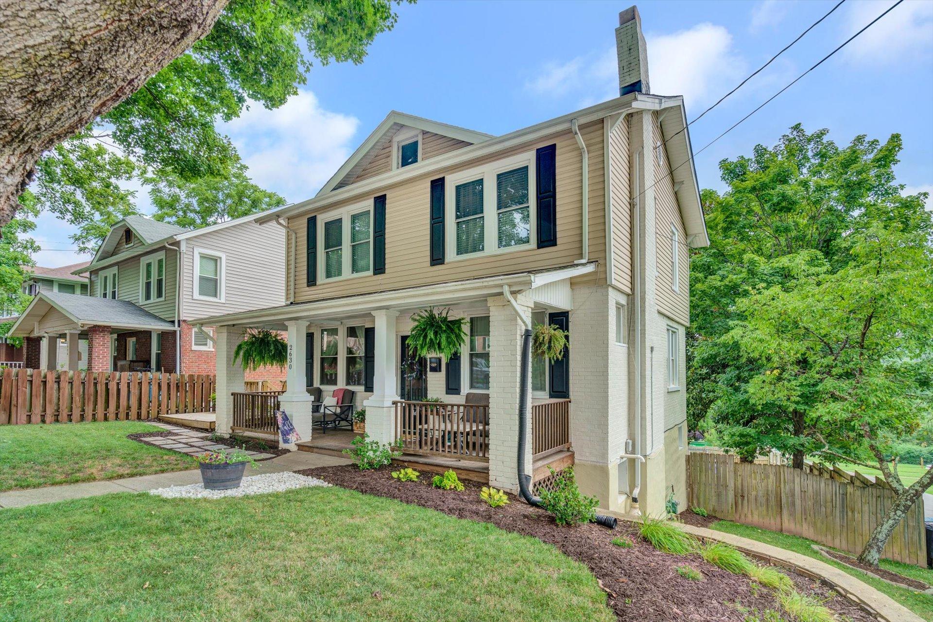 2630 Tillett Road Southwest Roanoke, VA 24015 - Photo 4 of 36 Front