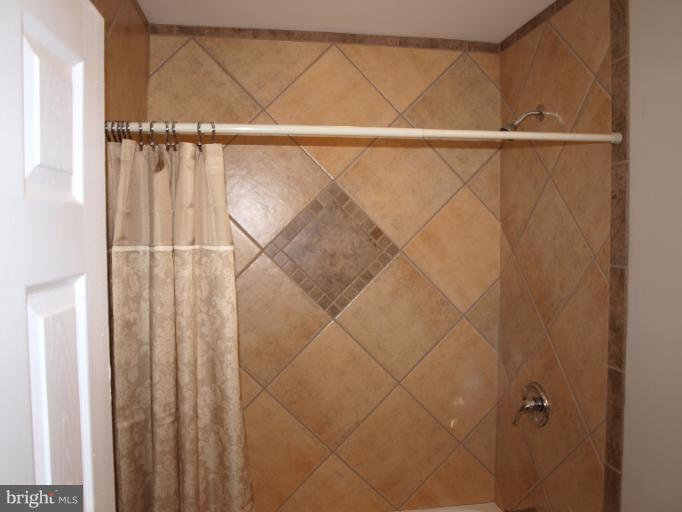 183 Old Post Road Aberdeen, MD 21001 - Photo 26 of 27 Nice Tile Bath
