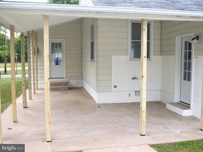 183 Old Post Road Aberdeen, MD 21001 - Photo 4 of 27 Exterior (Rear)