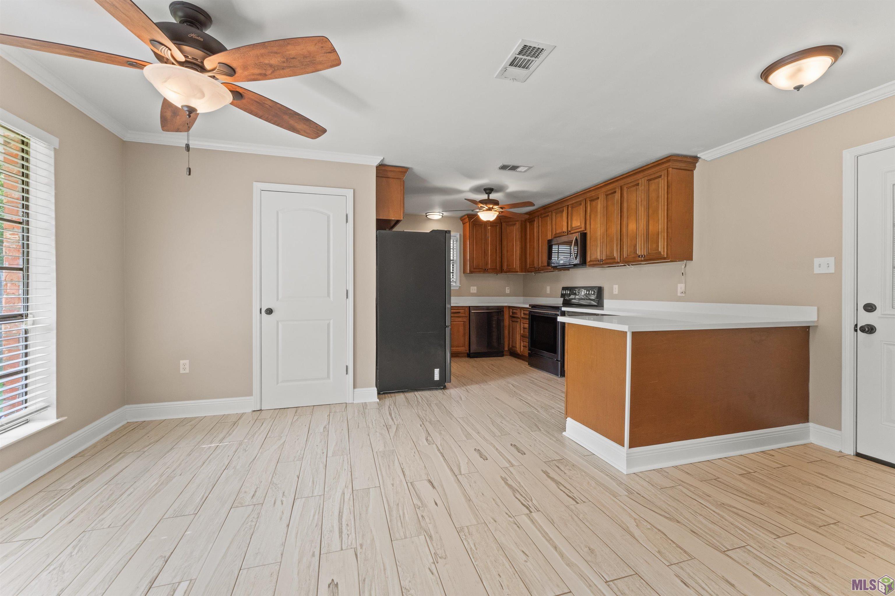 7513 Quorum Drive Baton Rouge, LA 70817 - Photo 13 of 34 Eat-in Kitchen