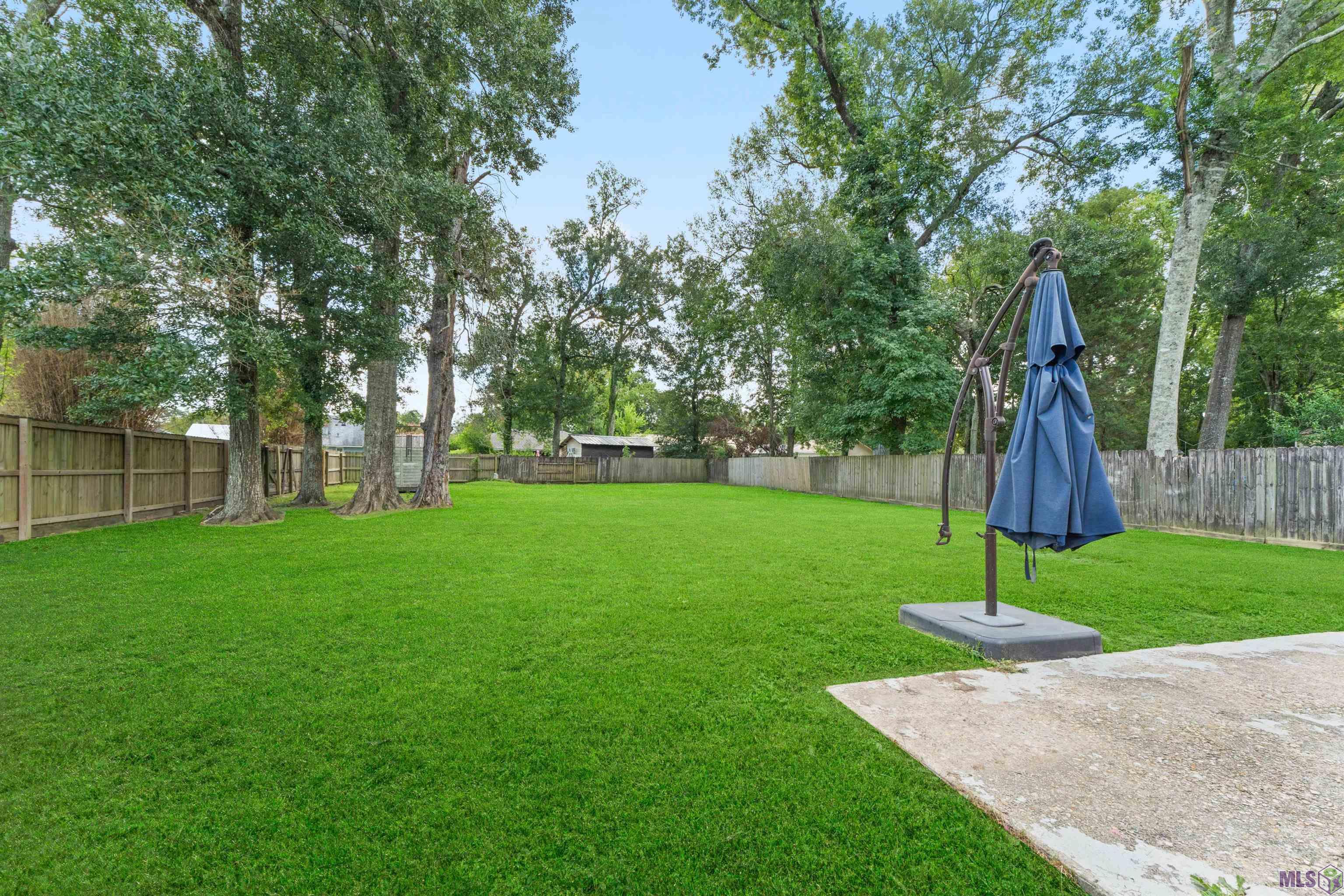 7513 Quorum Drive Baton Rouge, LA 70817 - Photo 30 of 34 Spacious Rear Yard