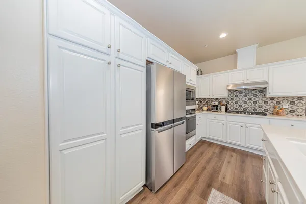 $443,000 | 3919 Portals Avenue, Clovis, CA 93619
