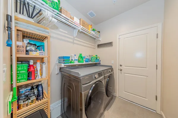 $443,000 | 3919 Portals Avenue, Clovis, CA 93619