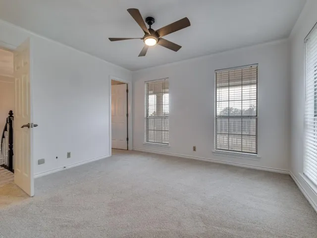 $900,000 | 140 Twin Lakes Drive, Double Oak, TX 75077