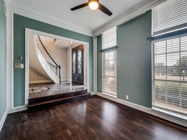 $900,000 | 140 Twin Lakes Drive, Double Oak, TX 75077