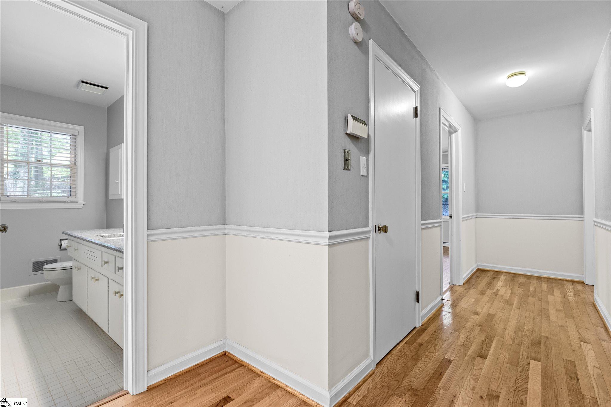 121 Chisolm Trail Greenville, SC 29607 - Photo 21 of 34 Gallery Image 21