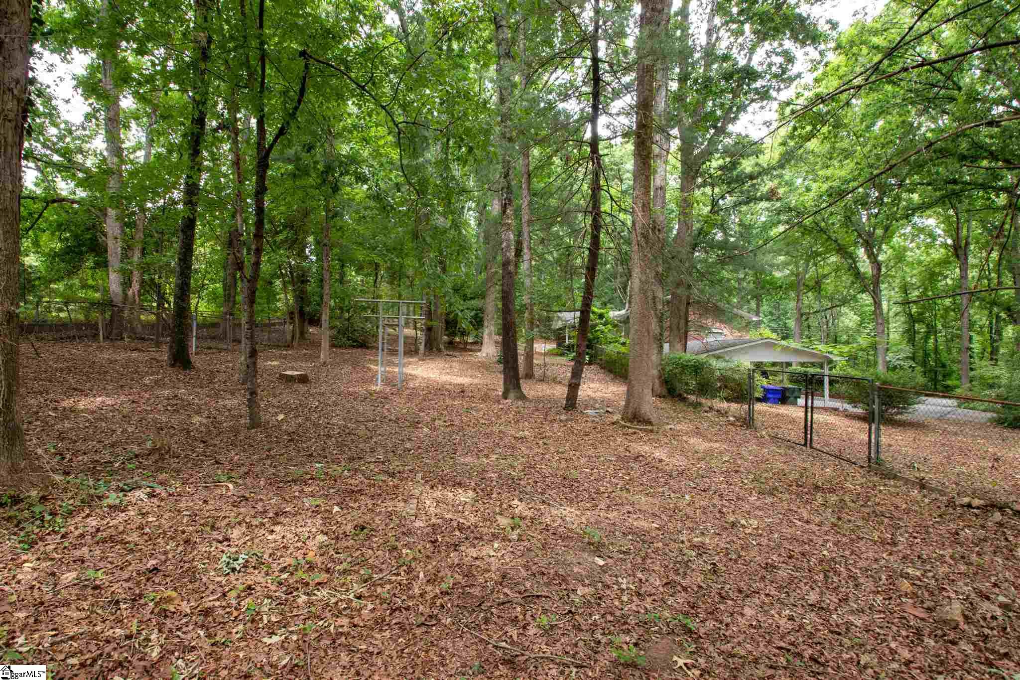 121 Chisolm Trail Greenville, SC 29607 - Photo 8 of 34 Gallery Image 8