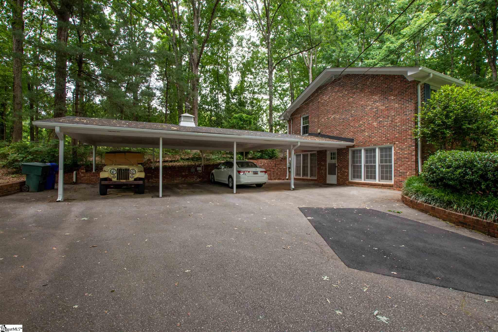 121 Chisolm Trail Greenville, SC 29607 - Photo 10 of 34 Gallery Image 10