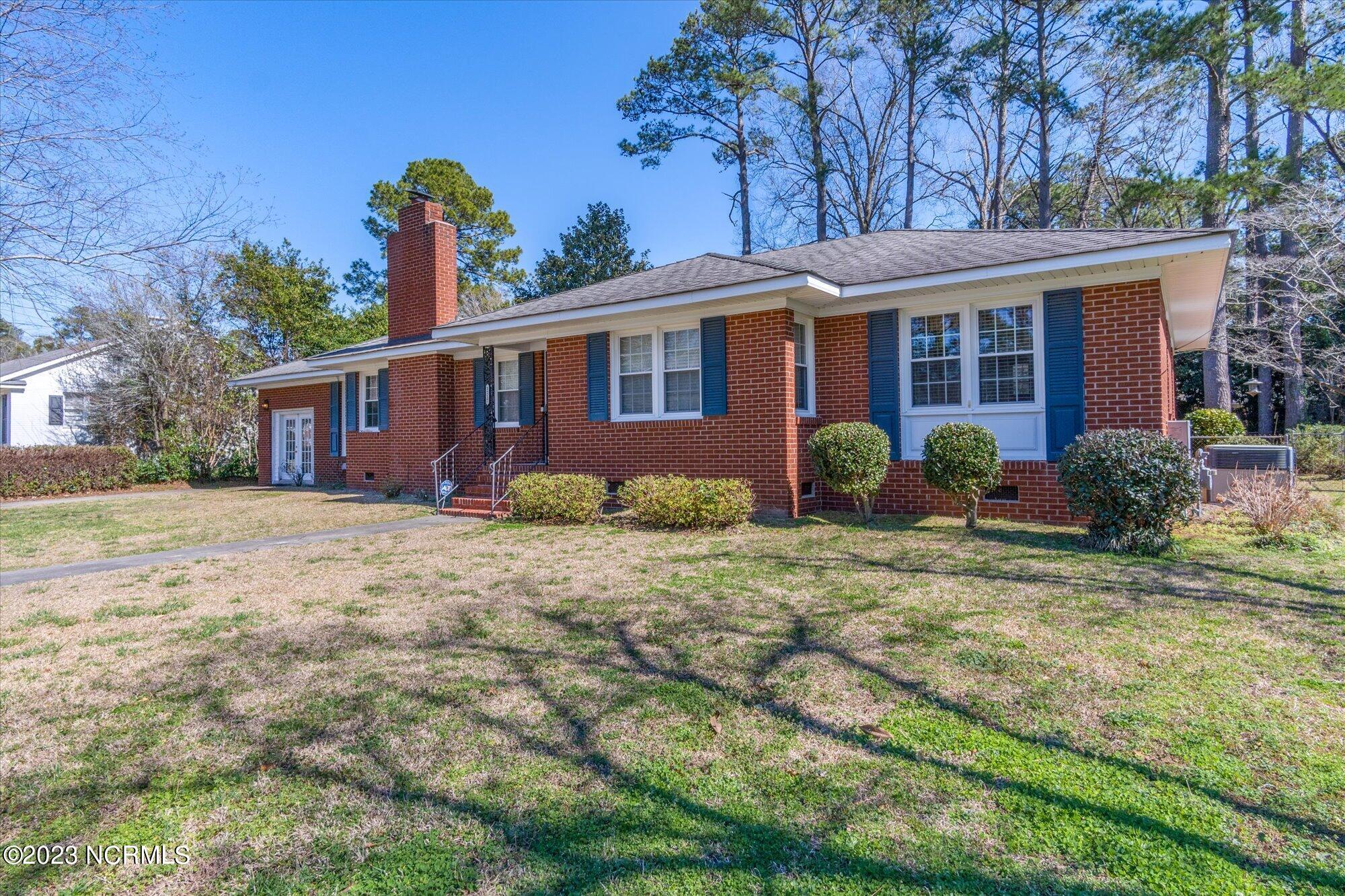 1217 Sutton Drive Kinston, NC 28501 - Photo 6 of 47 06-1217 Sutton Dr-6