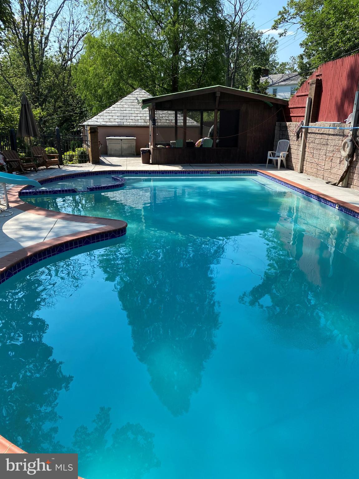4119 Westview Road Baltimore, MD 21218 - Photo 48 of 51 Cabana/pool house
