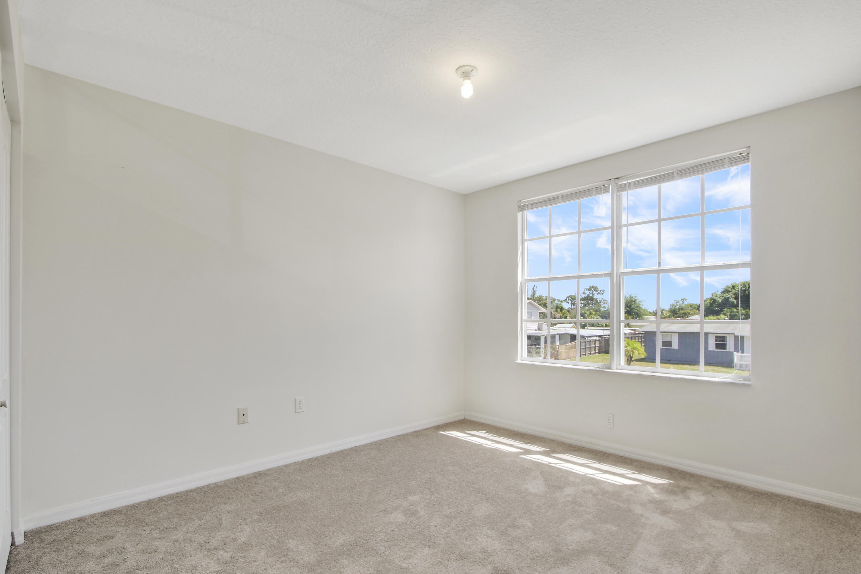 5423 Buchanan Road Delray Beach, FL 33484 - Photo 16 of 17 Guest Bedroom