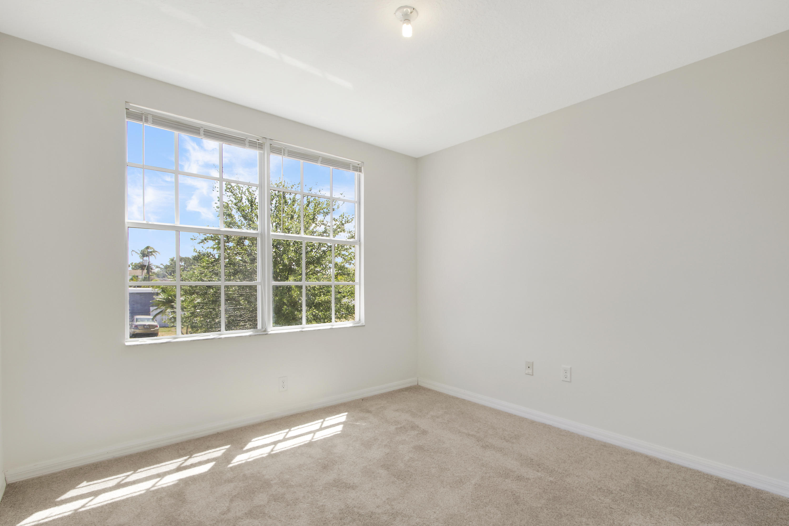 5423 Buchanan Road Delray Beach, FL 33484 - Photo 17 of 17 Guset Bedroom 2