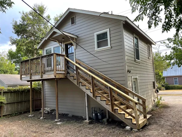 $1,800 | 507 Texas Avenue, Unit B, Austin, TX 78705