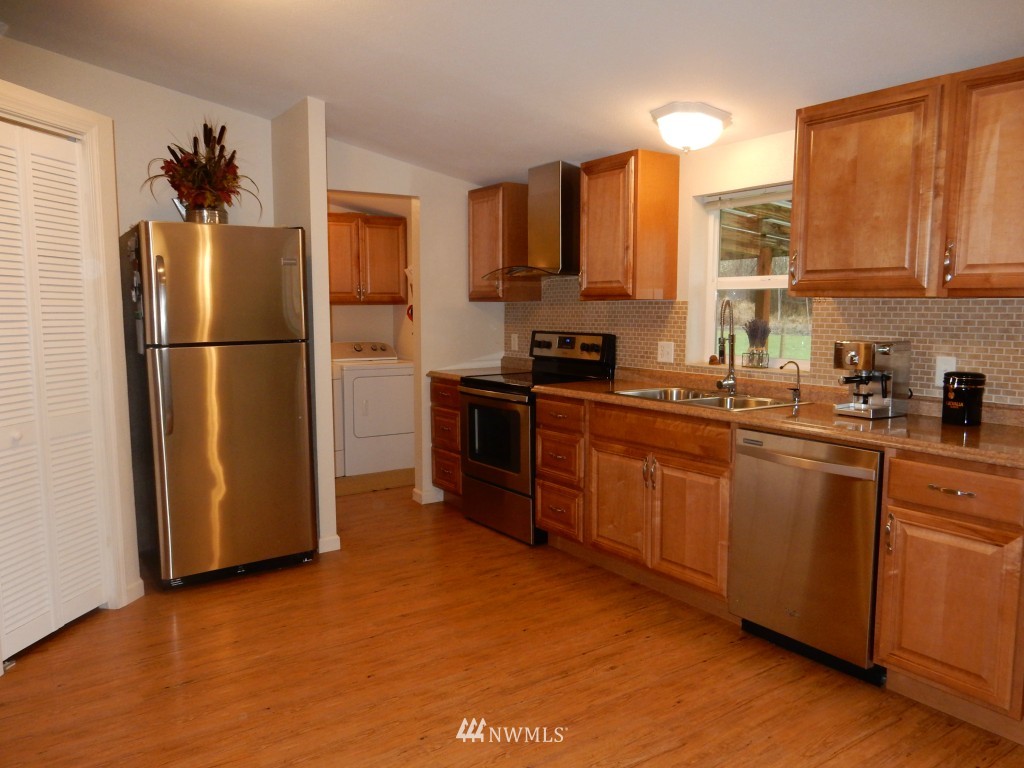 694 Evans Road Toledo, WA 98591 - Photo 3 of 22