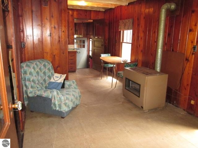 2282 Wildwood Road Lupton, MI 48635 - Photo 6 of 13 1785008-5.JPG