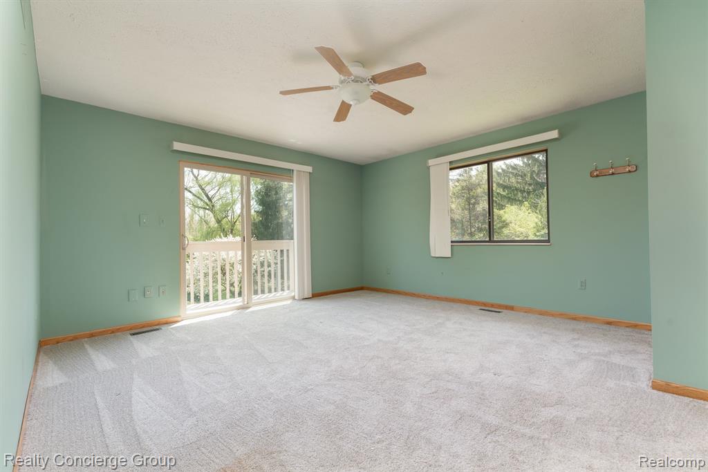 5412 Prairie View Brighton, MI 48116 - Photo 16 of 27