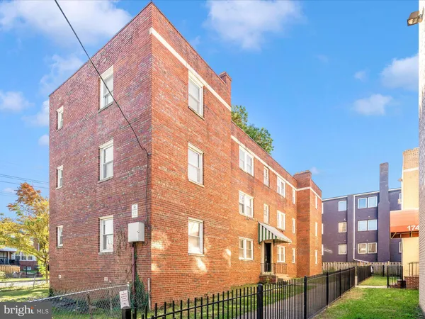 $690,000 | 1745 T Street Southeast, Washington, DC 20020