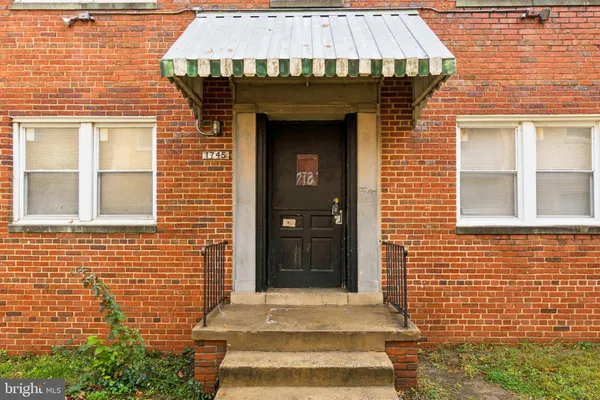 $690,000 | 1745 T Street Southeast, Washington, DC 20020