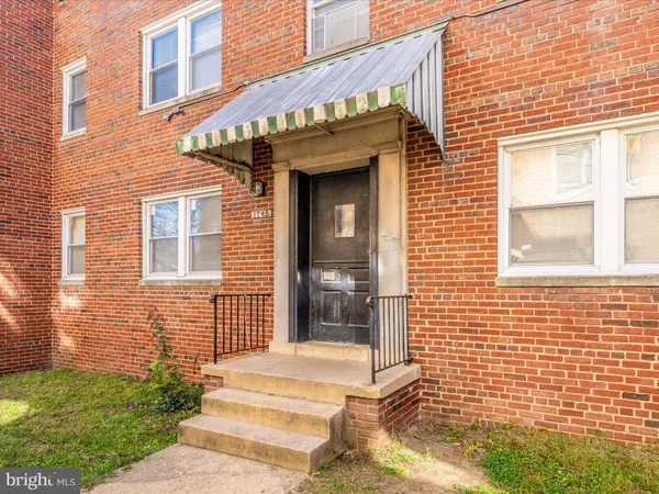 $690,000 | 1745 T Street Southeast, Washington, DC 20020