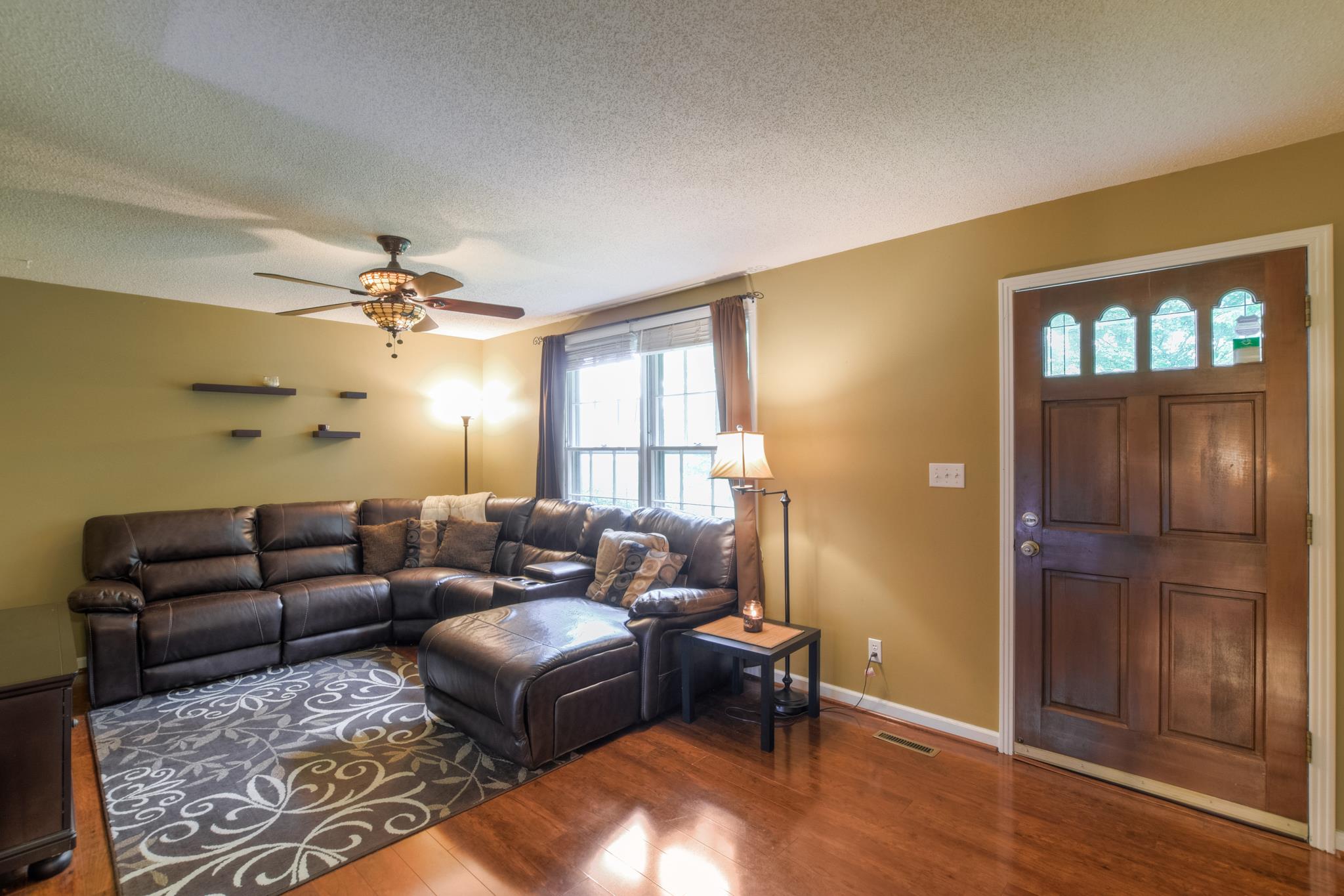 2860 South Rutland Road Mount Juliet, TN 37122 - Photo 5 of 20 a living room with furniture and a window