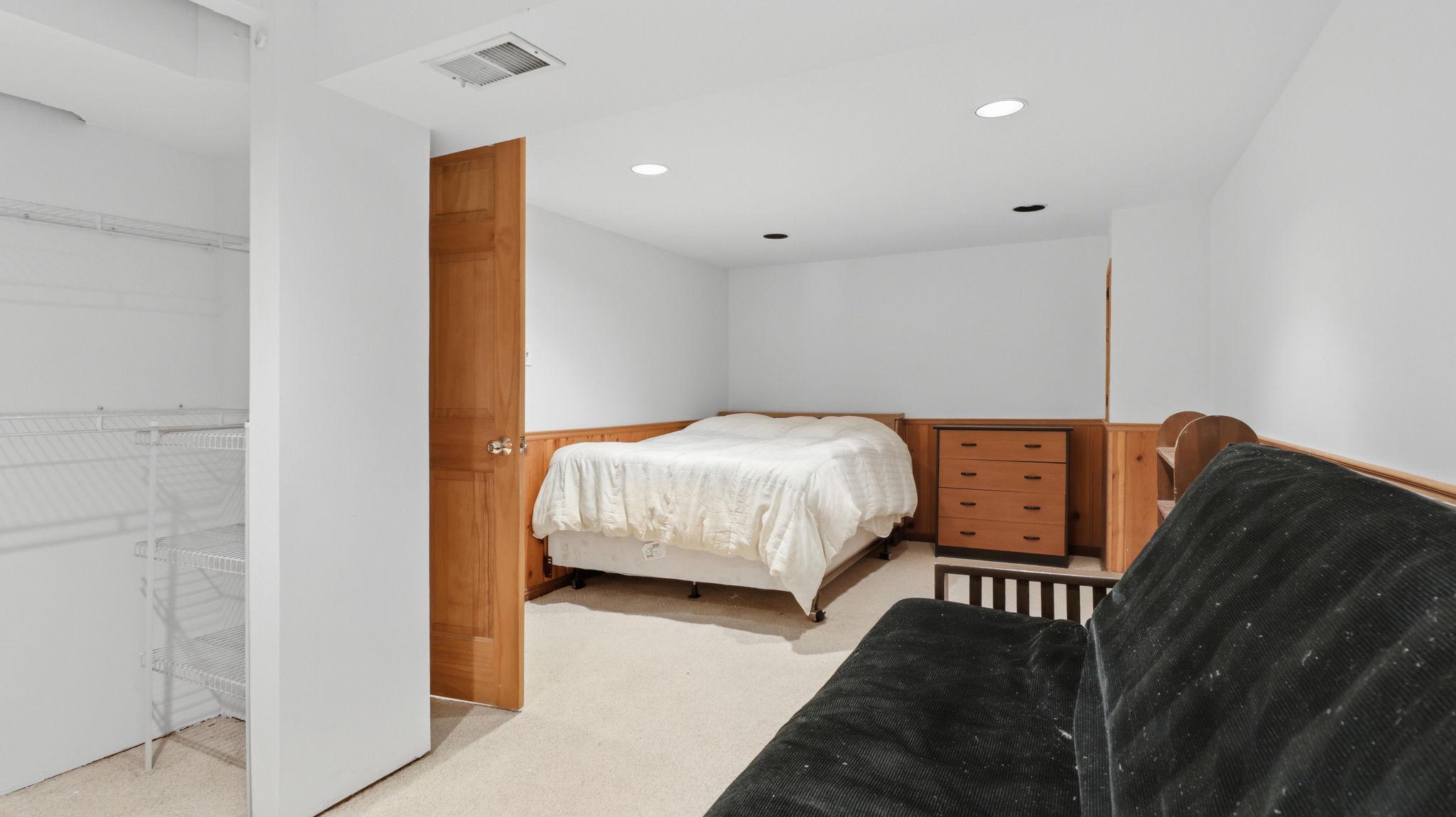 11708 Galt Avenue Silver Spring, MD 20902 - Photo 23 of 25 In-law suite with ample closet space.