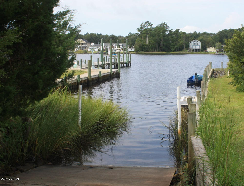 741 Broad Creek Loop Road Newport, NC 28570 - Photo 15 of 20 Boat Ramp Close-up