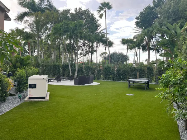 $975,000 | 4883 North Classical Boulevard, Delray Beach, FL 33445