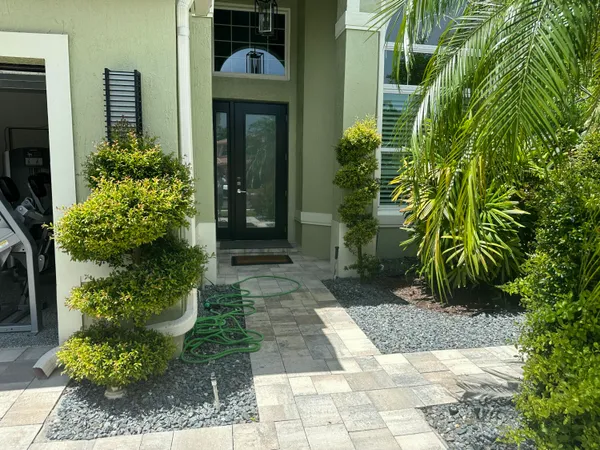 $975,000 | 4883 North Classical Boulevard, Delray Beach, FL 33445
