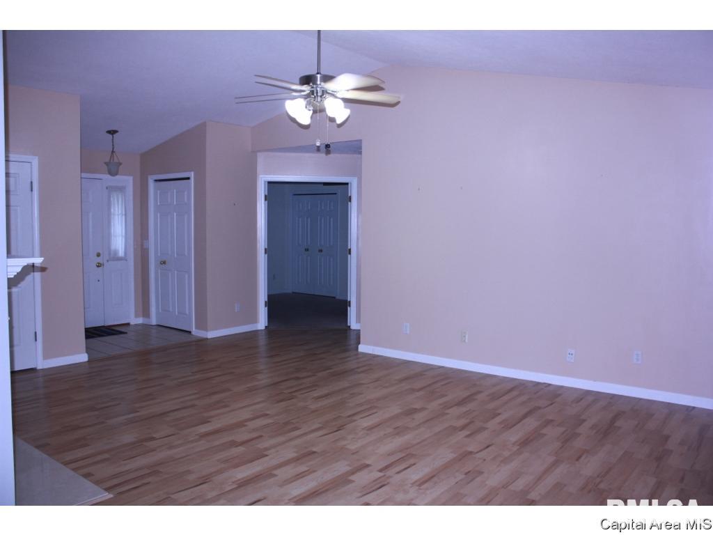 4628 Trevi Drive Springfield, IL 62703 - Photo 6 of 36 Gallery Image 6