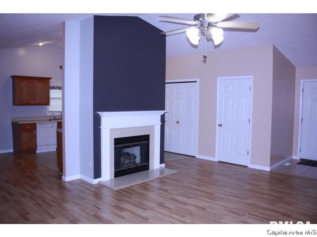 4628 Trevi Drive Springfield, IL 62703 - Photo 7 of 36 Gallery Image 7