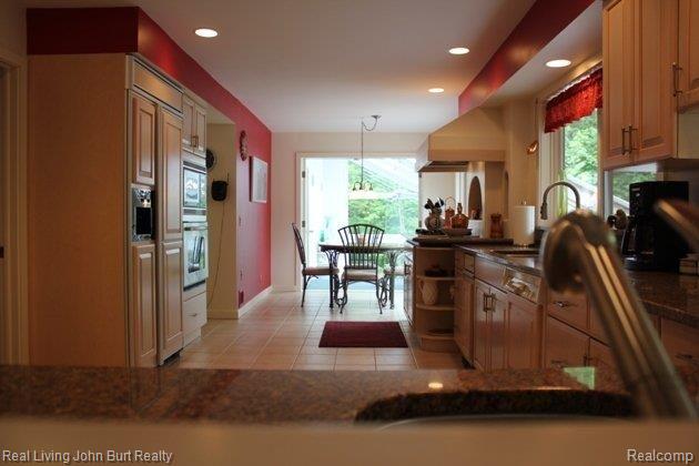 5215 Lake George Road Oxford, MI 48370 - Photo 23 of 25 View from Reach Through