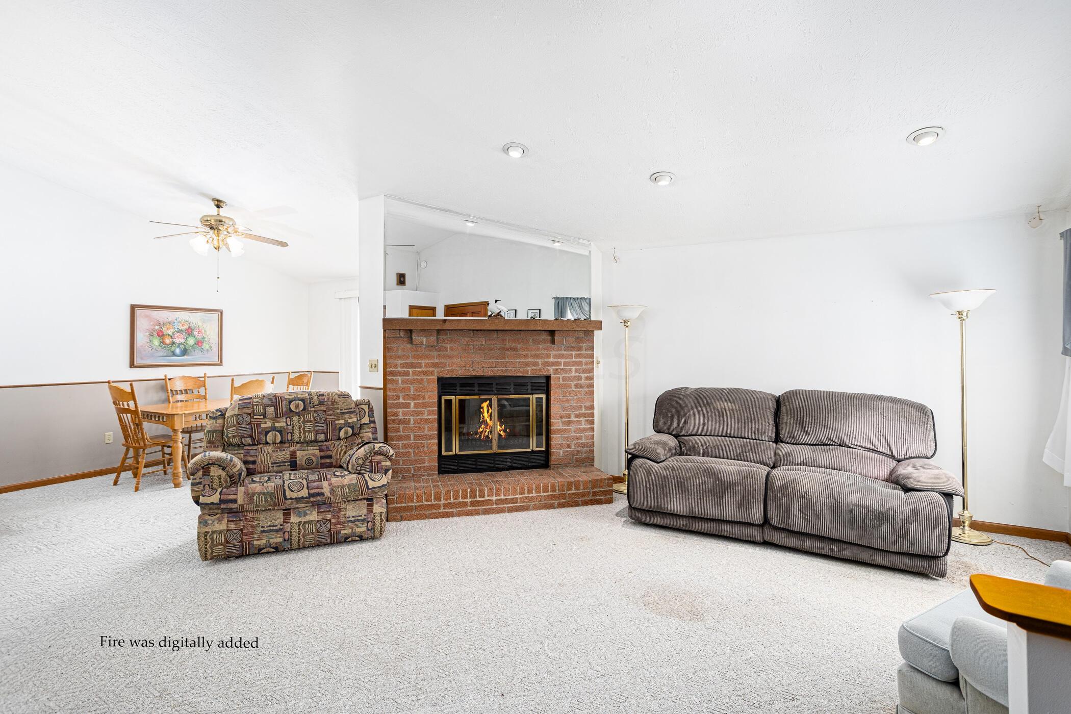 4448 Charlotte Road Columbus, OH 43207 - Photo 4 of 24 4448 Charlotte drive obetz oh 43207 036