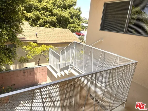$2,600 | 5411 South Centinela Avenue, Unit 3, Los Angeles, CA 90066