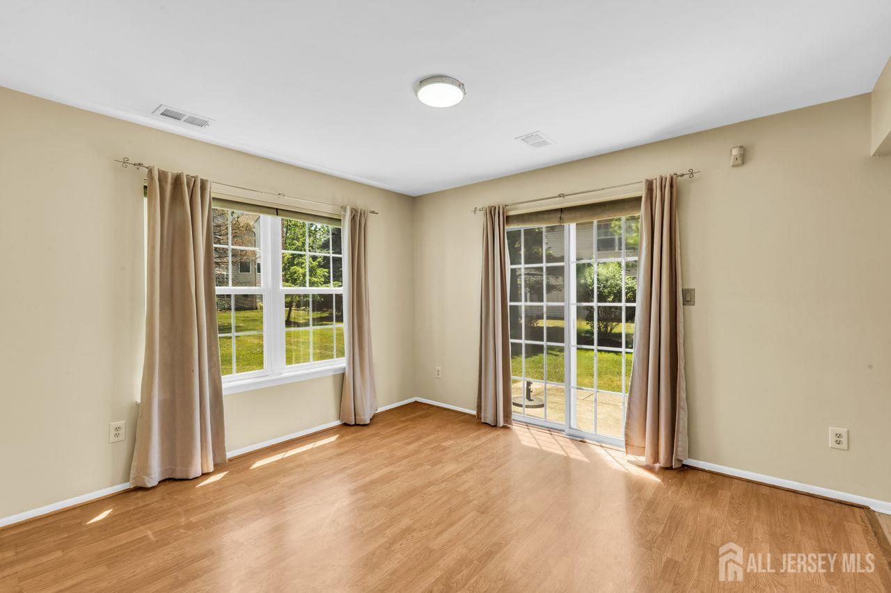 385 Draco Road Piscataway, NJ 08854 - Photo 13 of 25