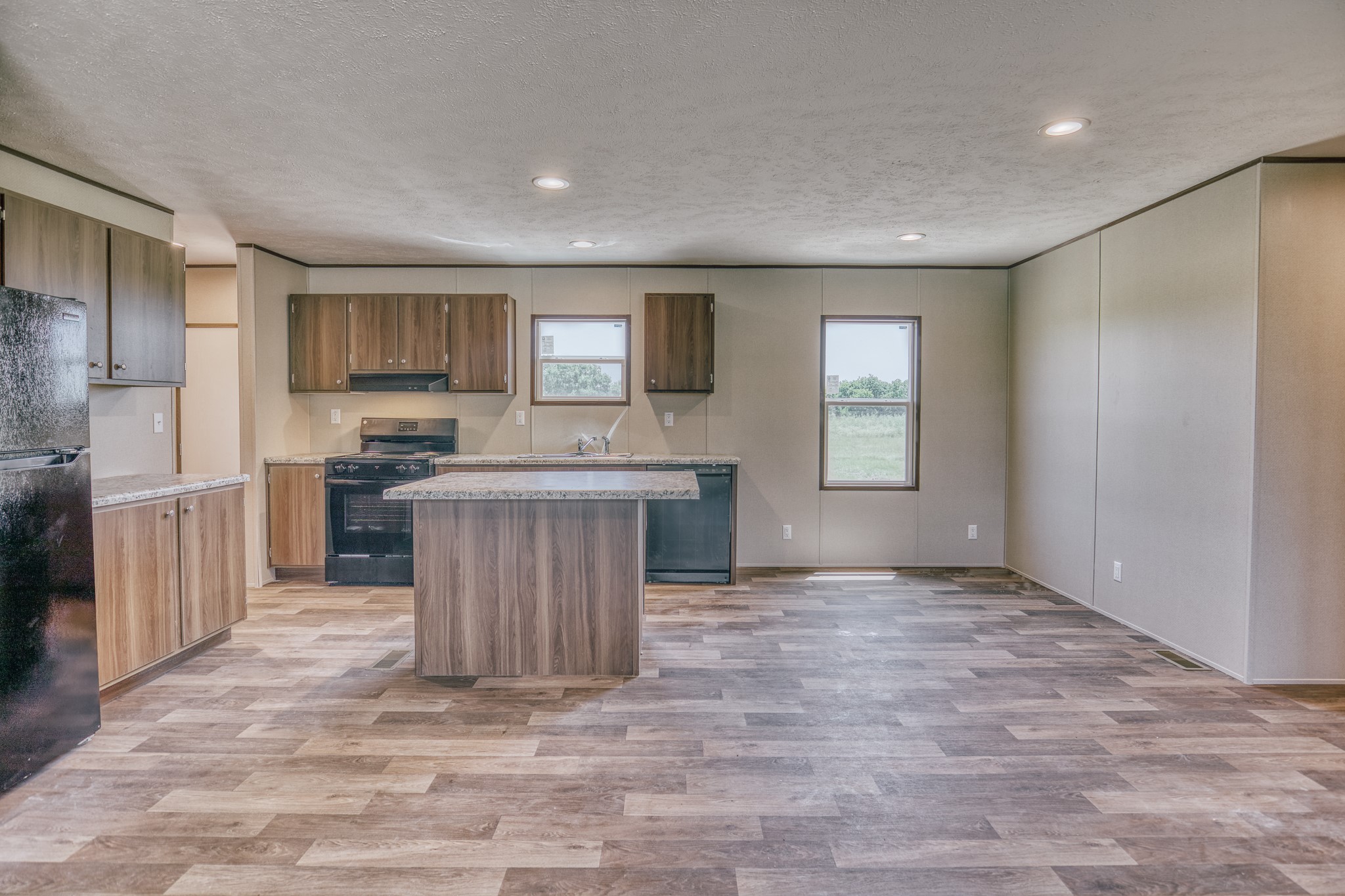 11146 Schmidt Road Waller, TX 77484 - Photo 12 of 37 Kitchen
