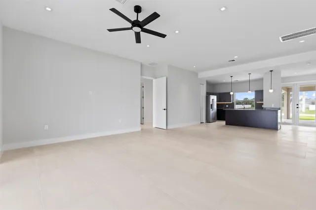 $3,600 | 4049 Southwest Port St Lucie Boulevard, Port St. Lucie, FL 34953