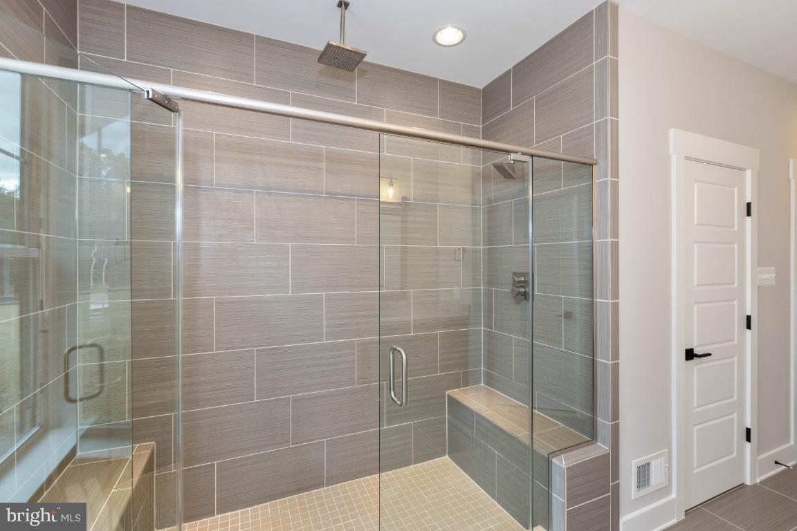 16905 Hughes Road Poolesville, MD 20837 - Photo 8 of 11 Huge master shower